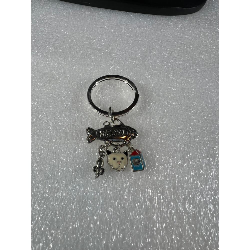 Cute Kitty Cat Meow Cat Person Pet Mom Dad Cat Lover Retro Keychain NEW - Picture 9 of 11
